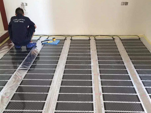 石墨烯地暖的優(yōu)缺點(diǎn)有哪些